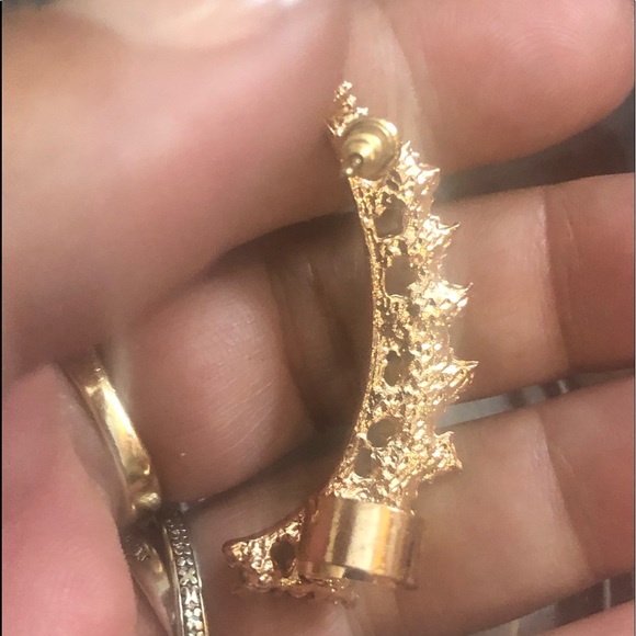 Fashionable Aqua 1 Statement Ear Cuff Earring - Picture 2 of 6